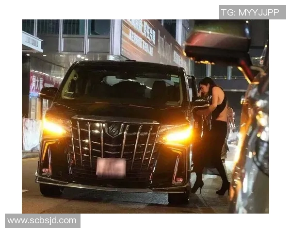 季后赛惊爆劲爆绯闻球星与当红明星深夜密会疑似恋情曝光