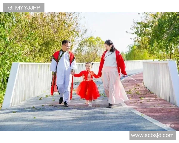 球星家庭生活大揭秘:背后的幸福时光与亲情故事曝光 球星家庭生活大揭秘:背后的幸福时光与亲情故事曝光